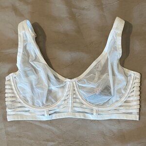 Victoria's Secret White Plunge Bra